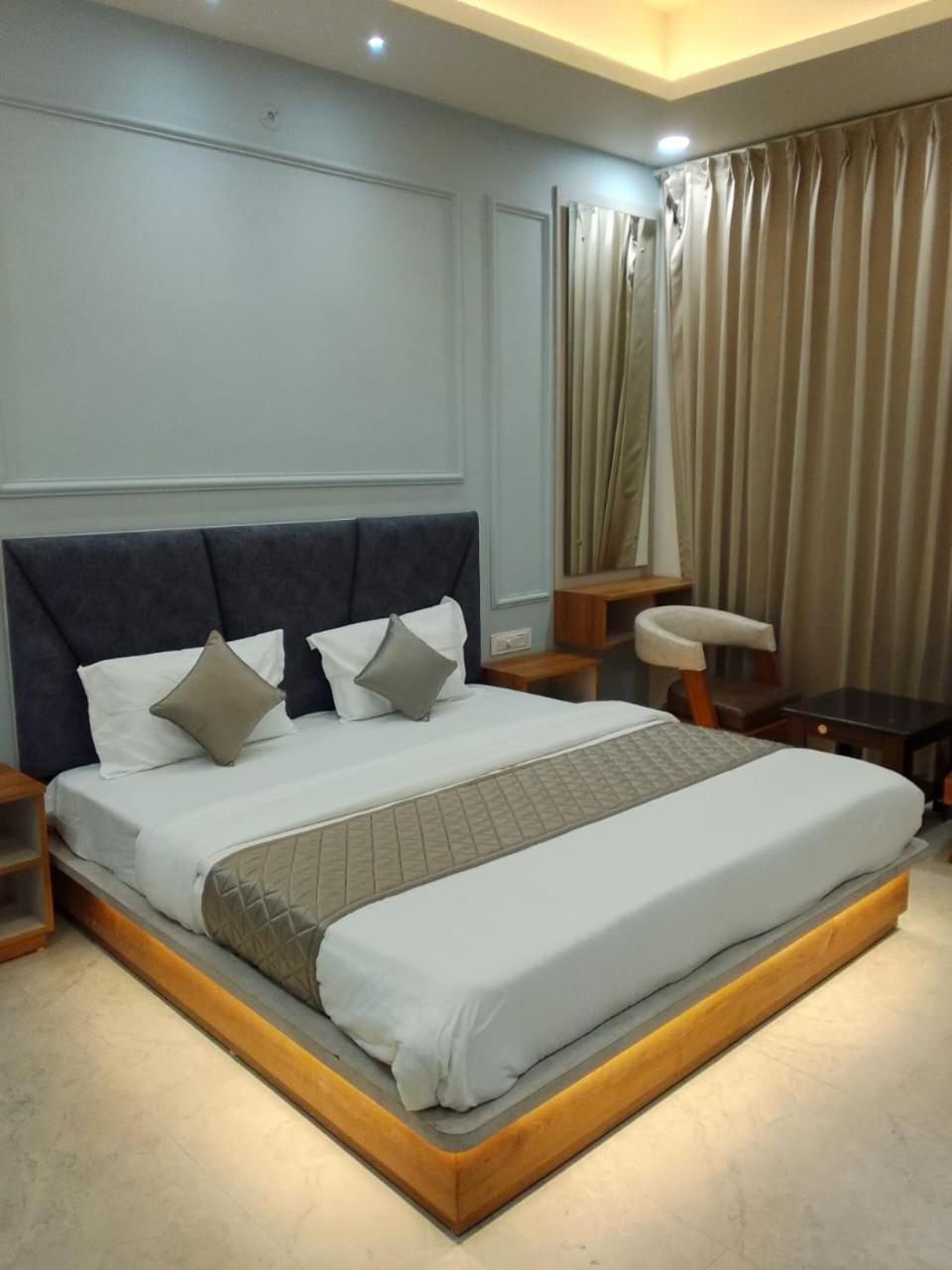 The Grand View Hotel Baijnath ภายนอก รูปภาพ