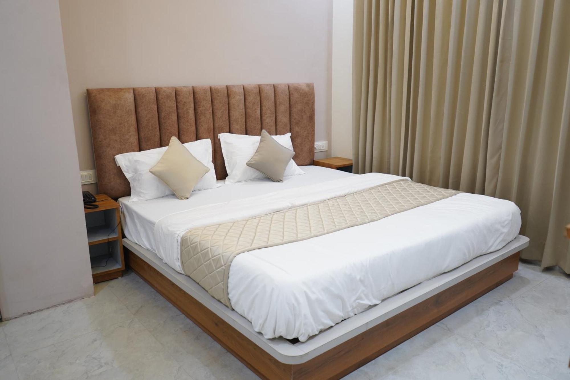 The Grand View Hotel Baijnath ภายนอก รูปภาพ